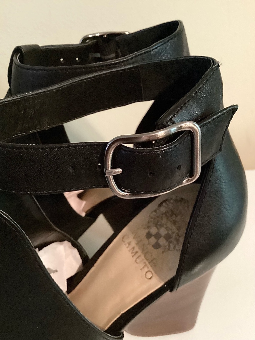 Vince Camuto Black Leather Peep Toe Block Heel Sandals Size 9 - Picture 9 of 10